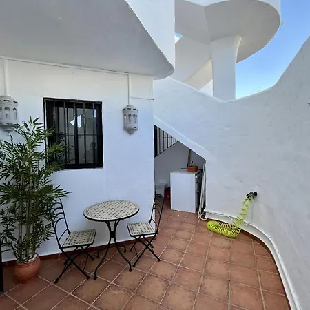 Villacalahonda شقة